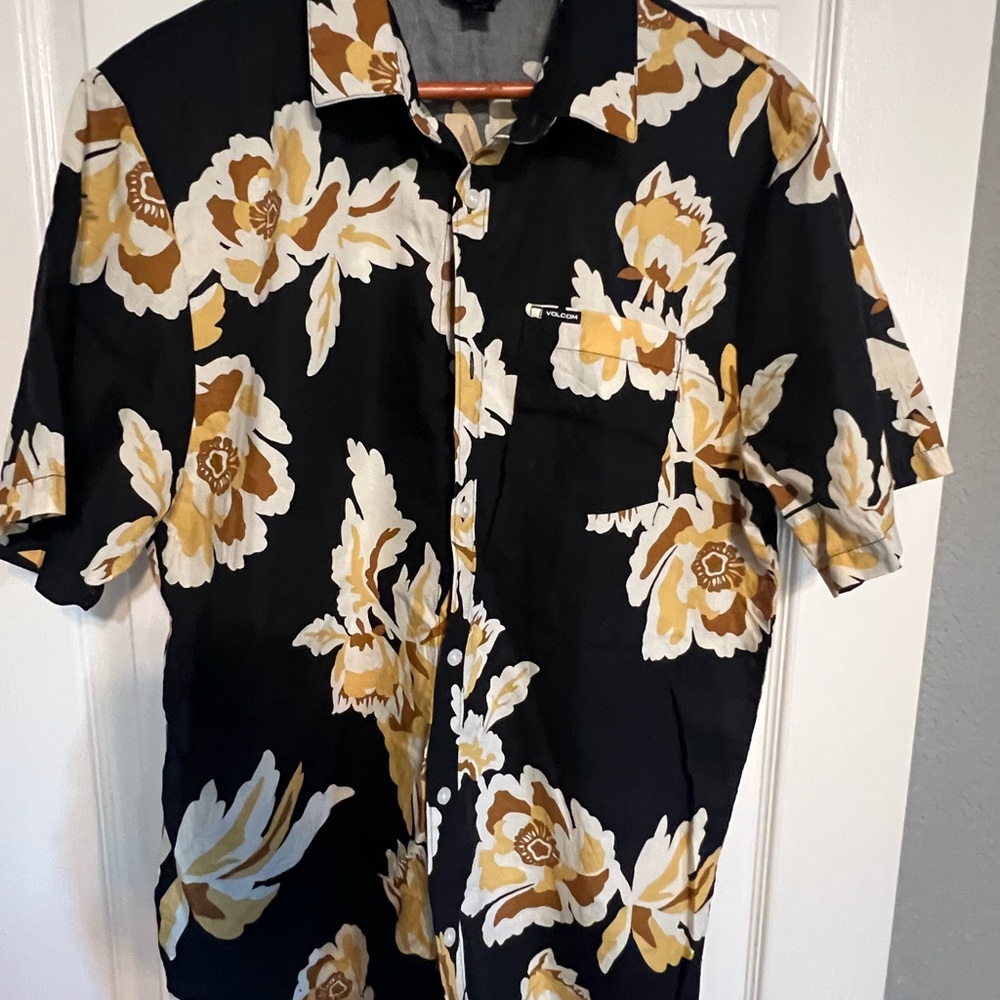 Volcom Black and Yellow Floral Men's Shirt